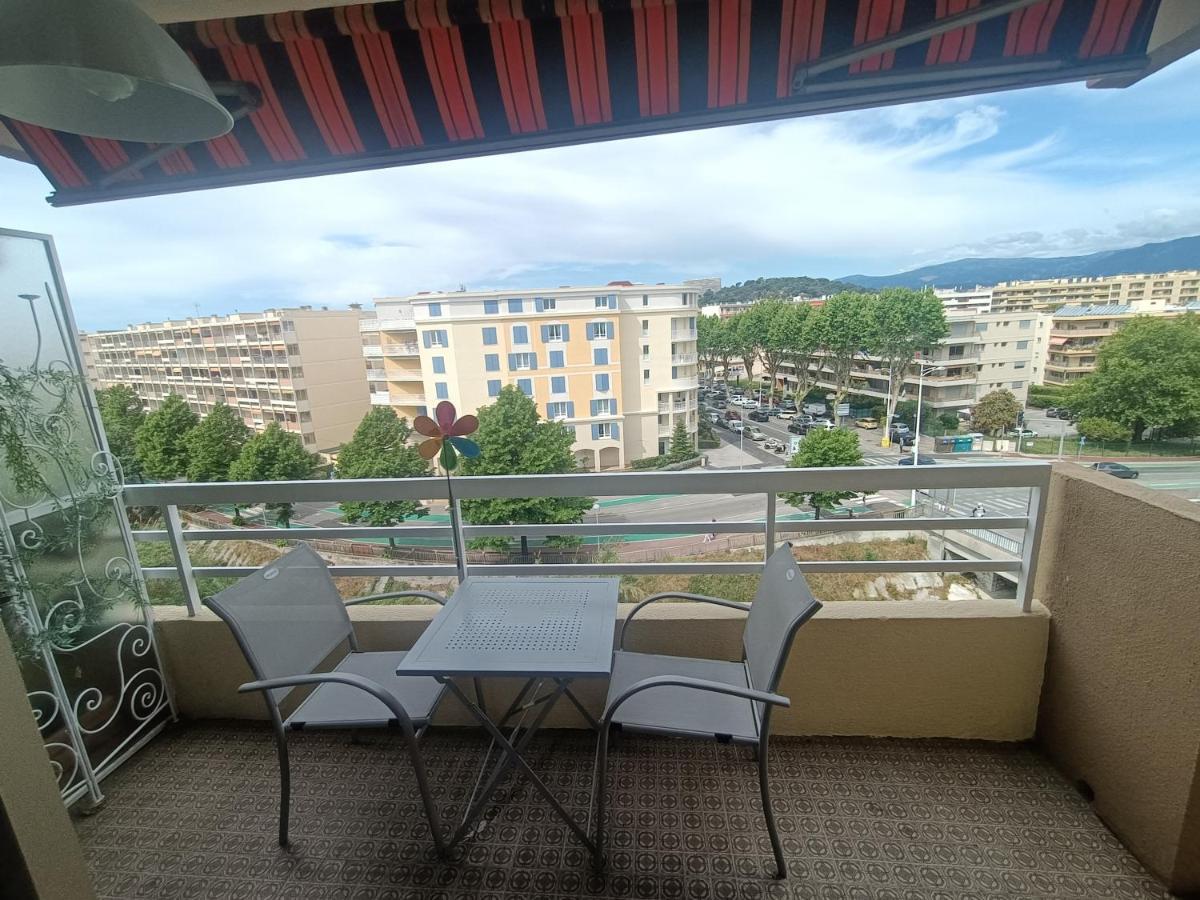 Provencal Apartment Cagnes-sur-Mer Luaran gambar